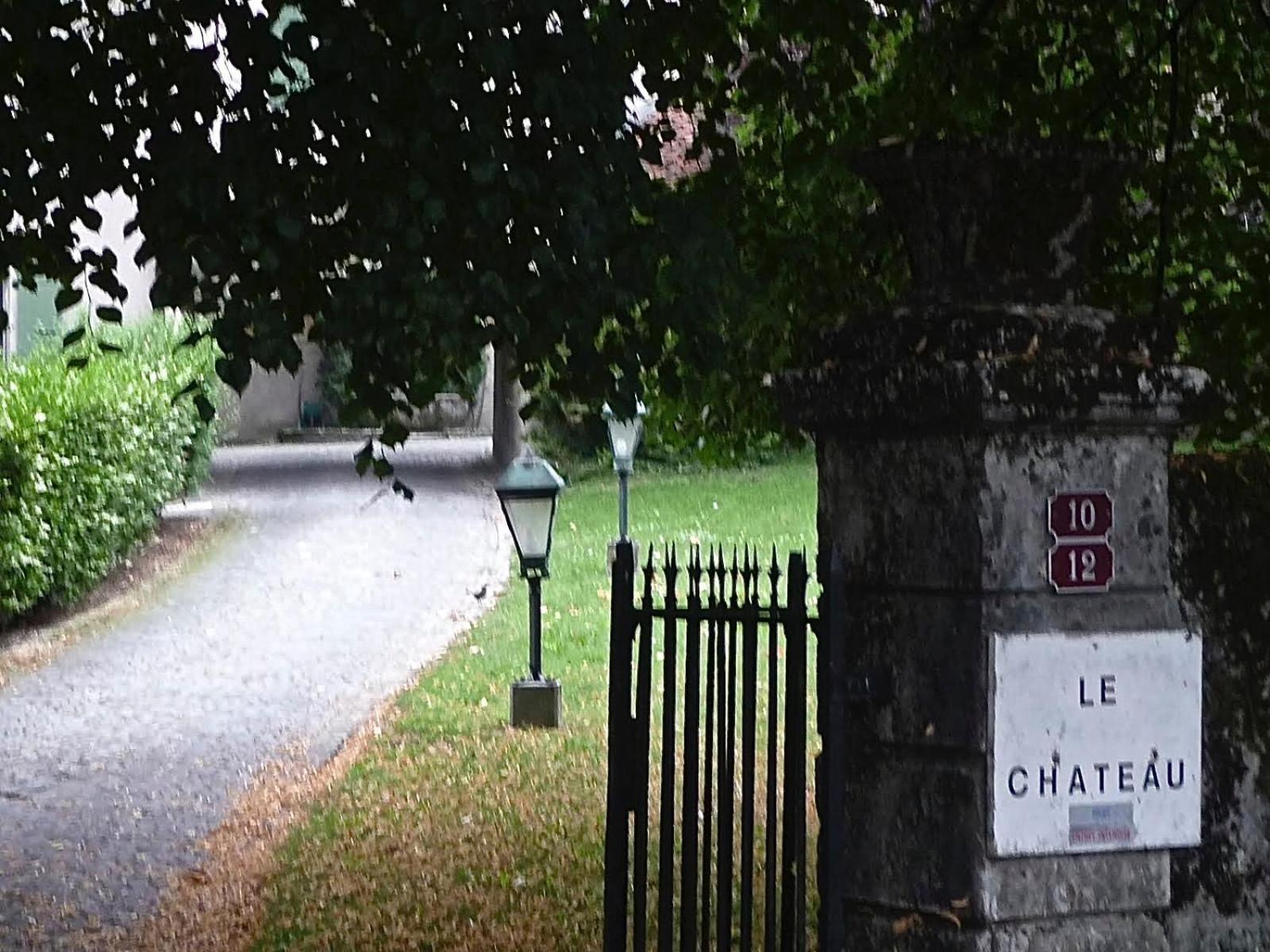 Le Chateau Lavigny Exterior foto