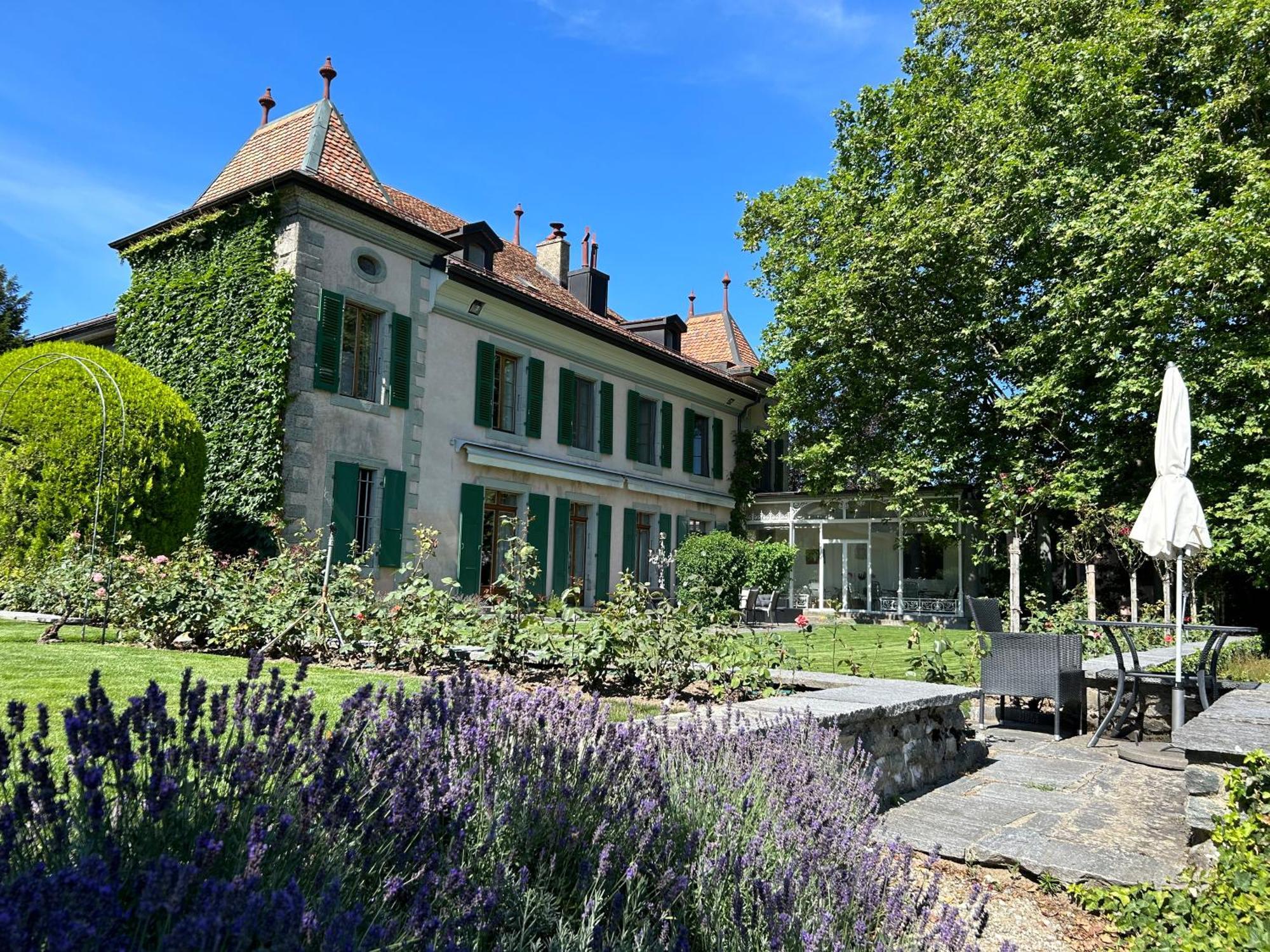 Le Chateau Lavigny Exterior foto